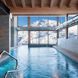 https://hotel-lours-blanc-saint-martin-de-belleville.hotels-rhonealpes.com